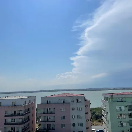 Summerland Crazy Apartmán Mamaia