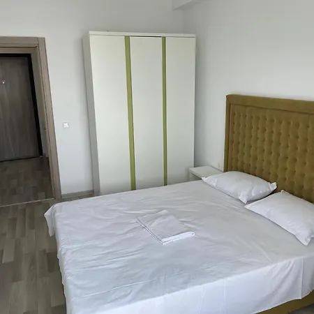 Summerland Crazy Apartament Mamaia